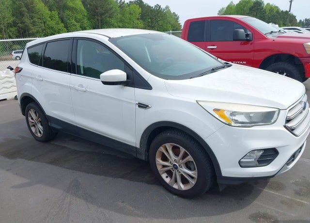 2017 FORD Escape