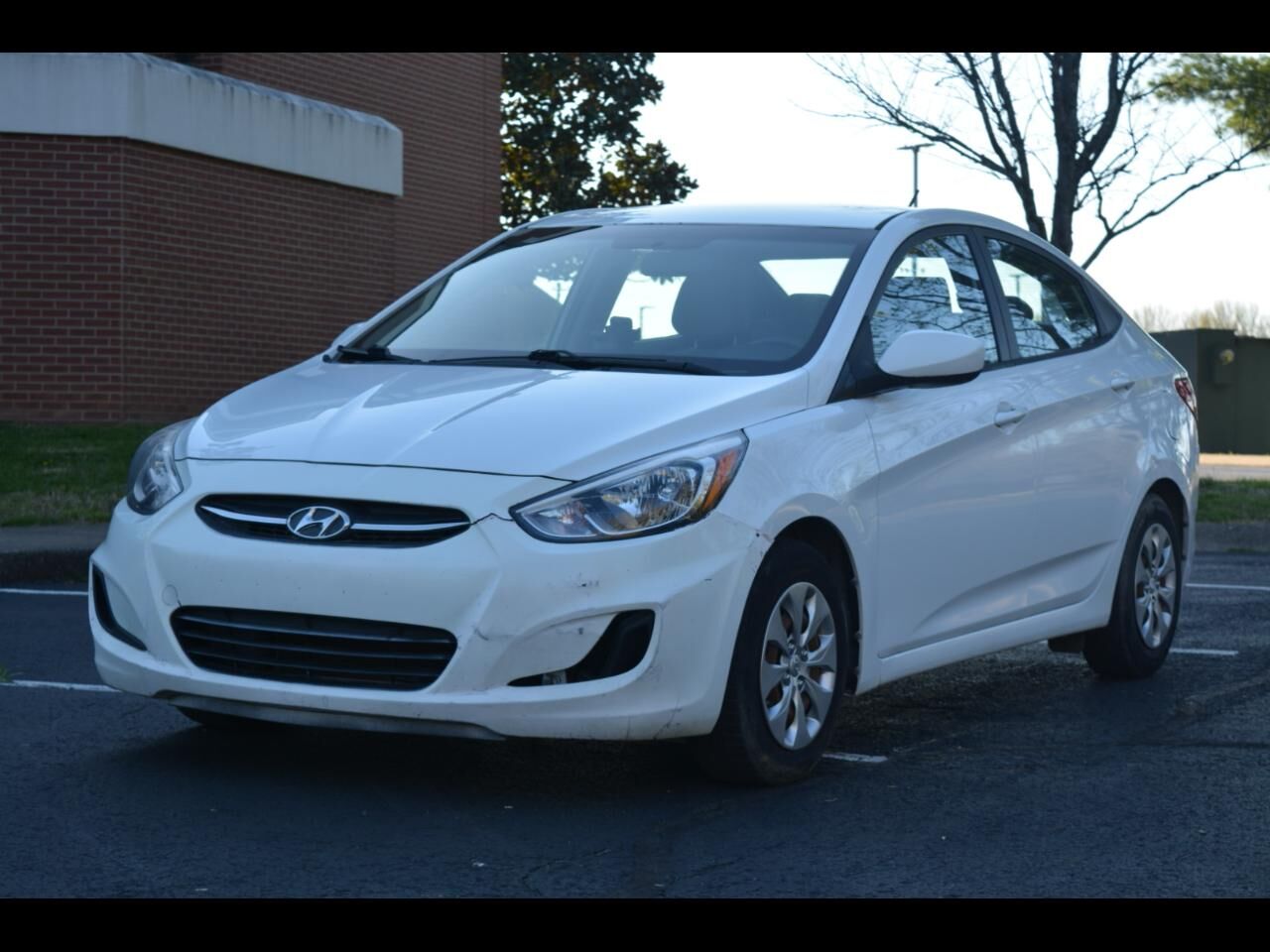 2015 HYUNDAI Accent
