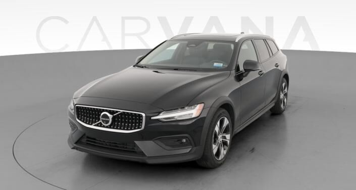 2025 VOLVO V60CC