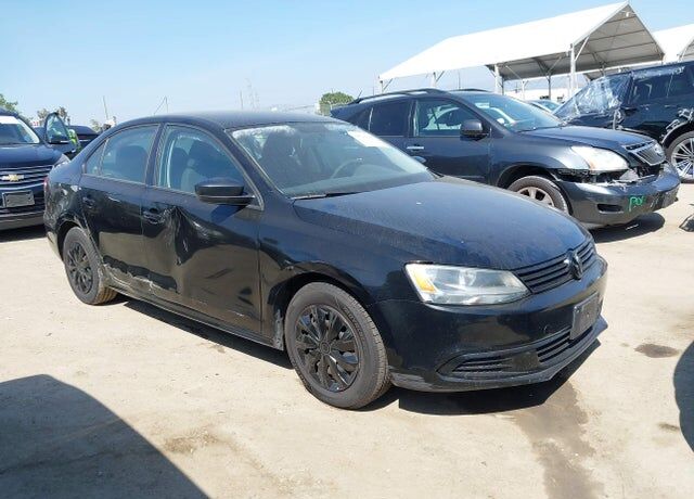 2012 VOLKSWAGEN Jetta