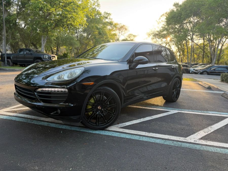 2014 PORSCHE Cayenne