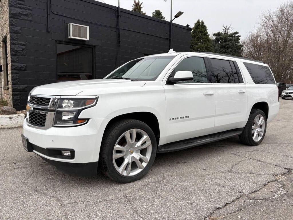 2017 CHEVROLET Suburban