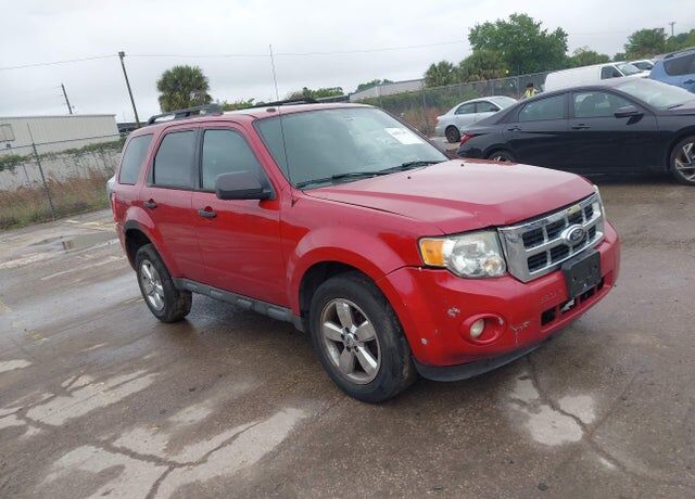 2010 FORD Escape