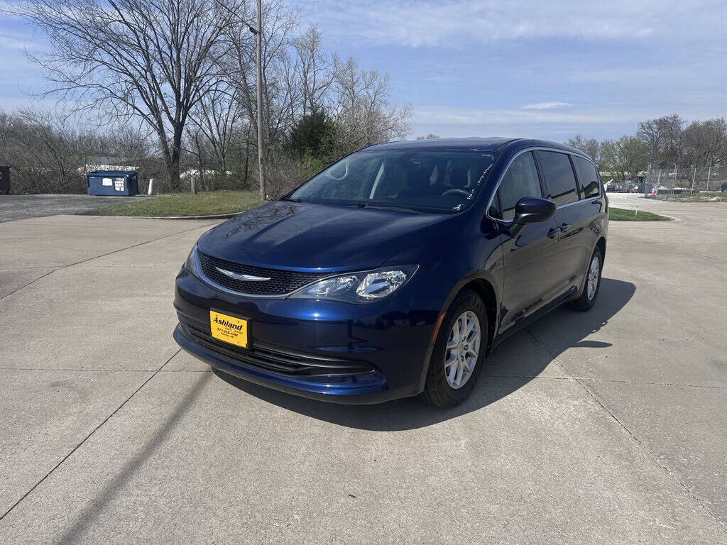 2017 CHRYSLER Pacifica