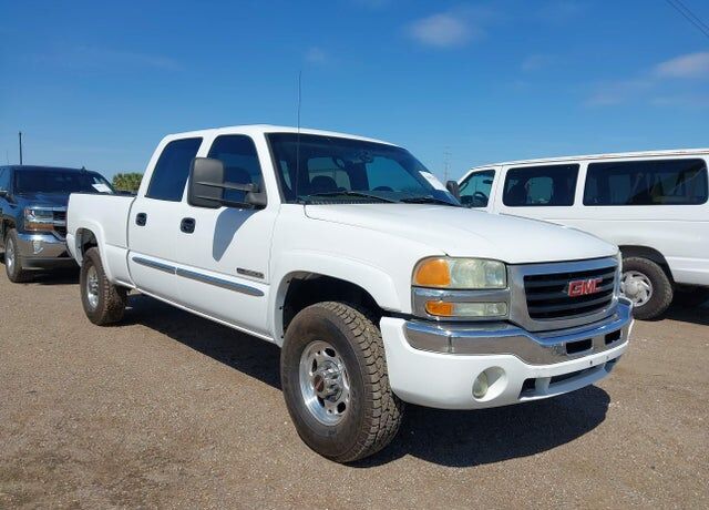 2004 GMC Sierra