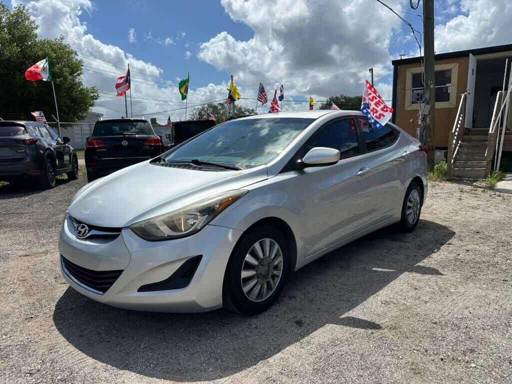 2016 HYUNDAI Elantra