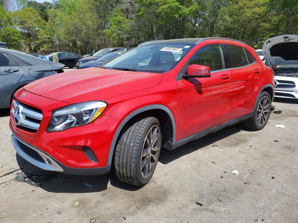 2015 MERCEDES-BENZ GLA-Class