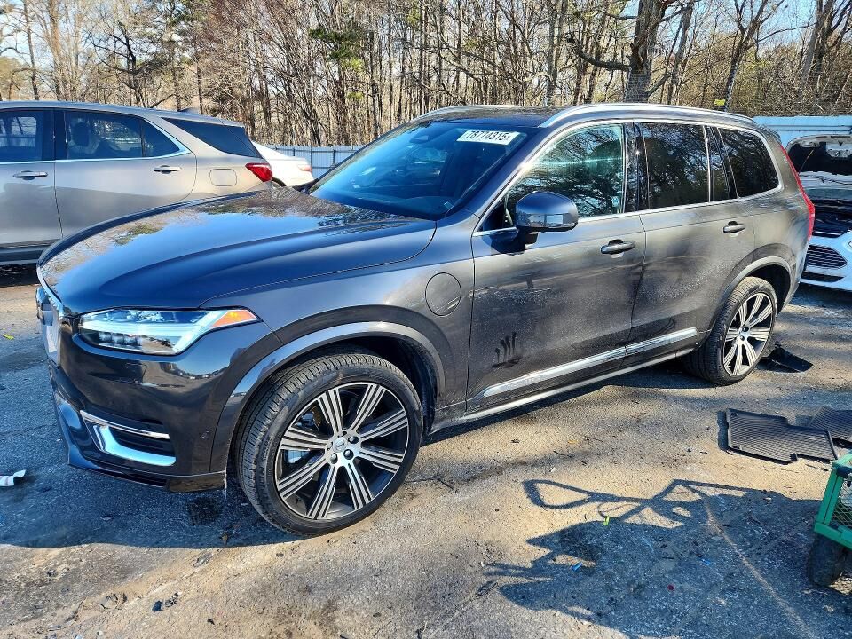 2024 VOLVO XC90