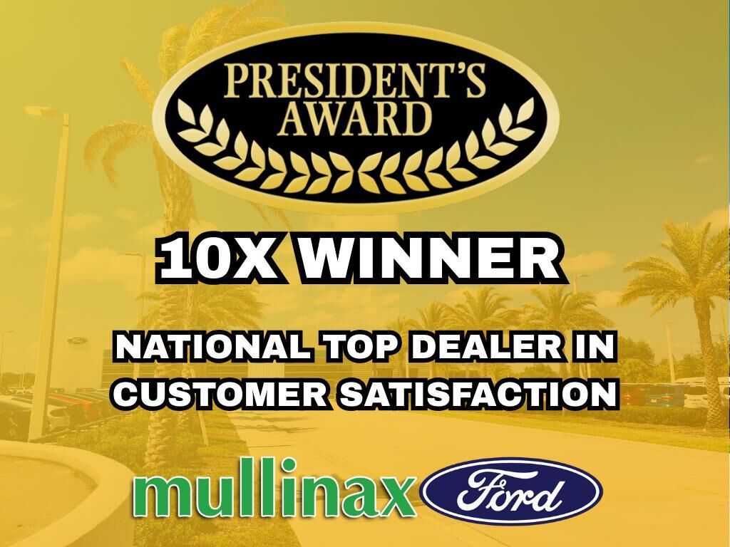 2004 LINCOLN Town Car