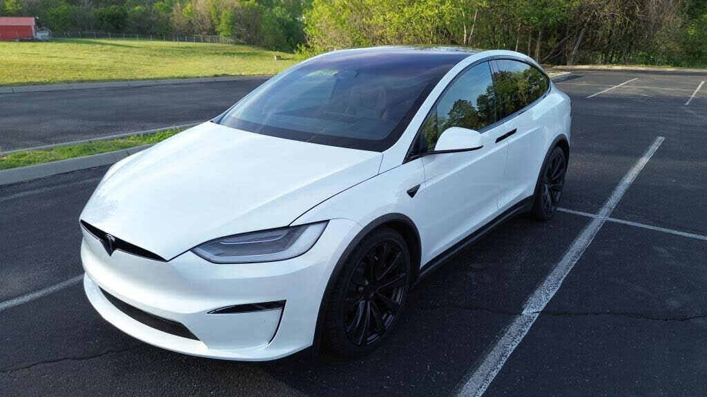 2022 TESLA Model X