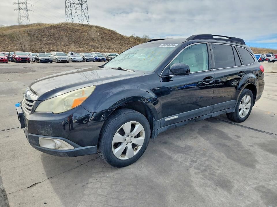 2011 SUBARU Outback