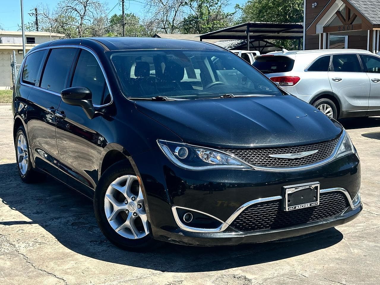 2017 CHRYSLER Pacifica