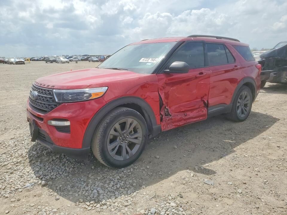 2021 FORD Explorer