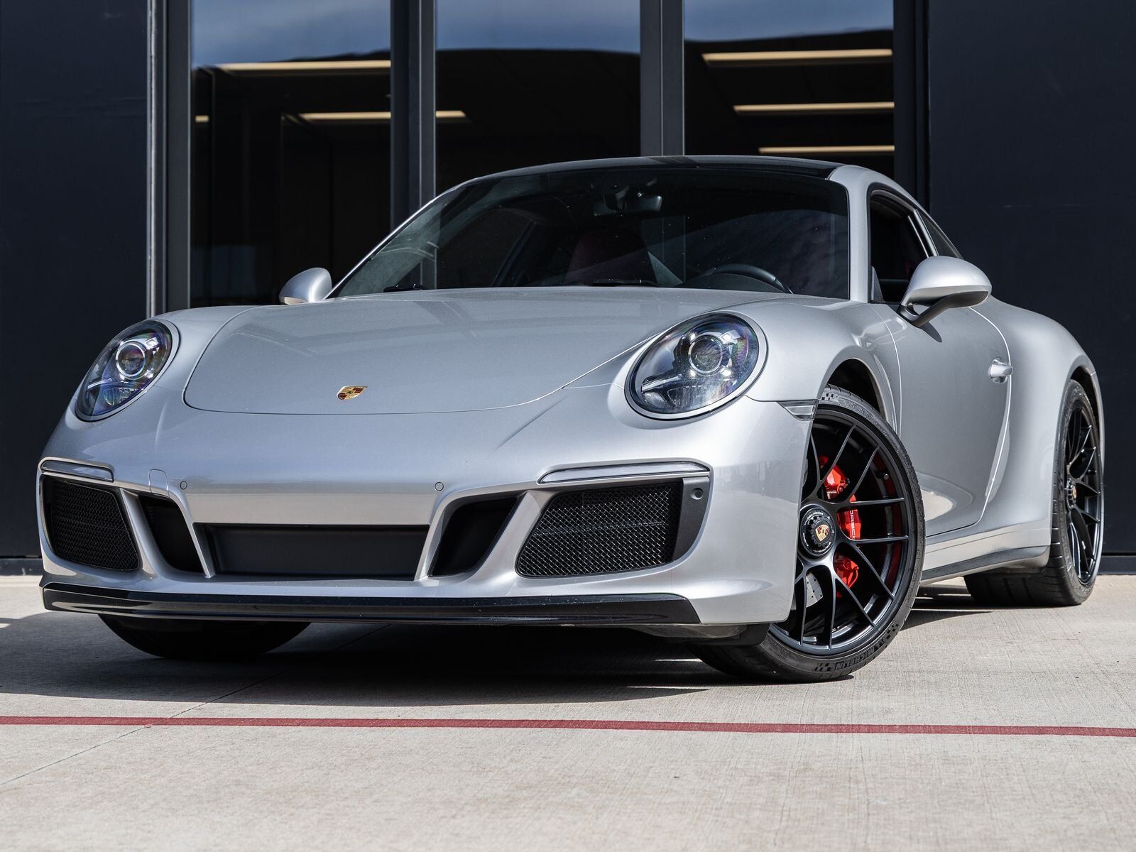 2019 PORSCHE 911