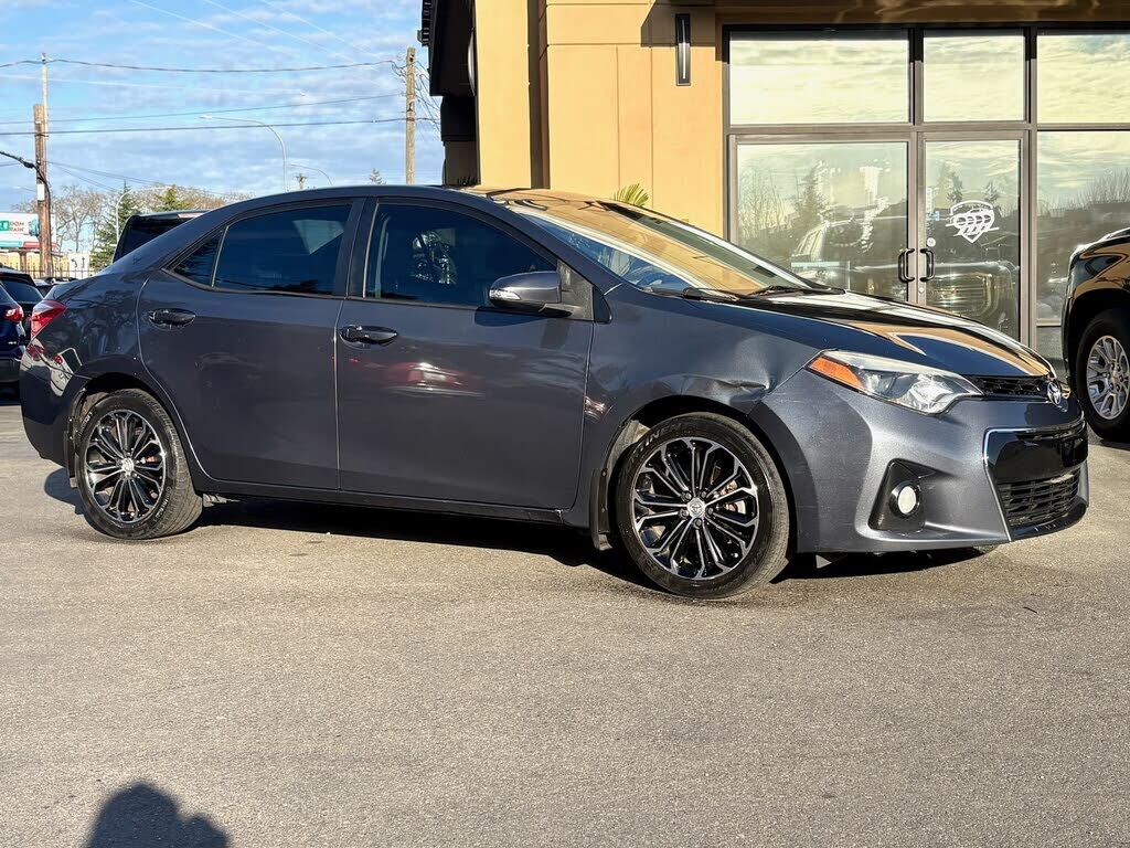 2015 TOYOTA Corolla