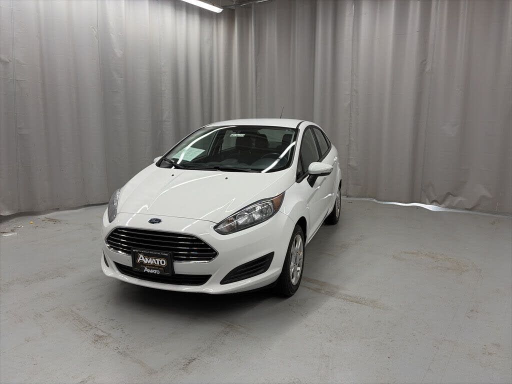 2016 FORD Fiesta