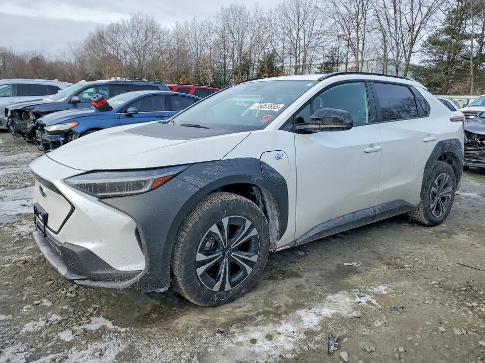 2025 SUBARU Solterra