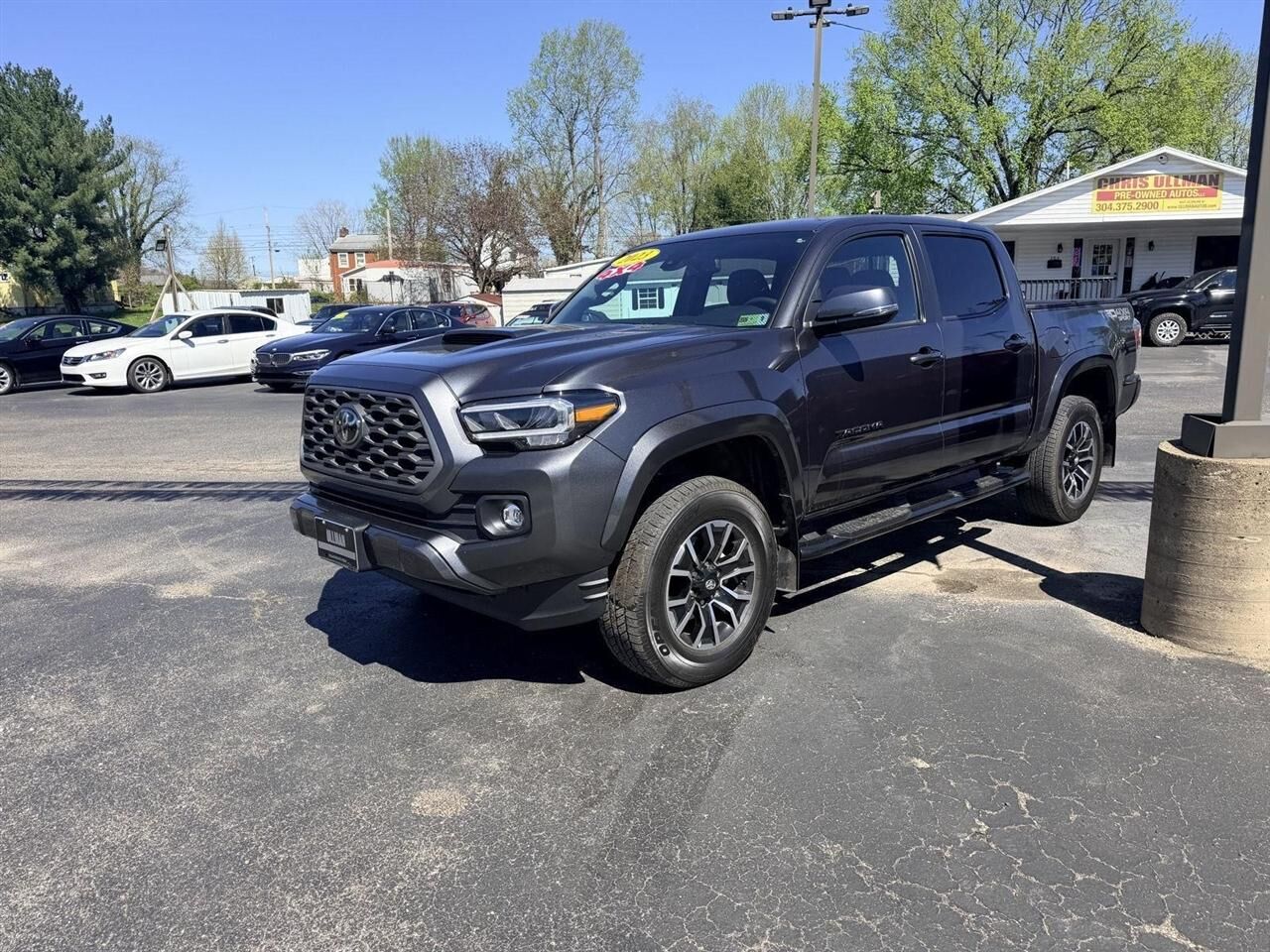 2023 TOYOTA Tacoma
