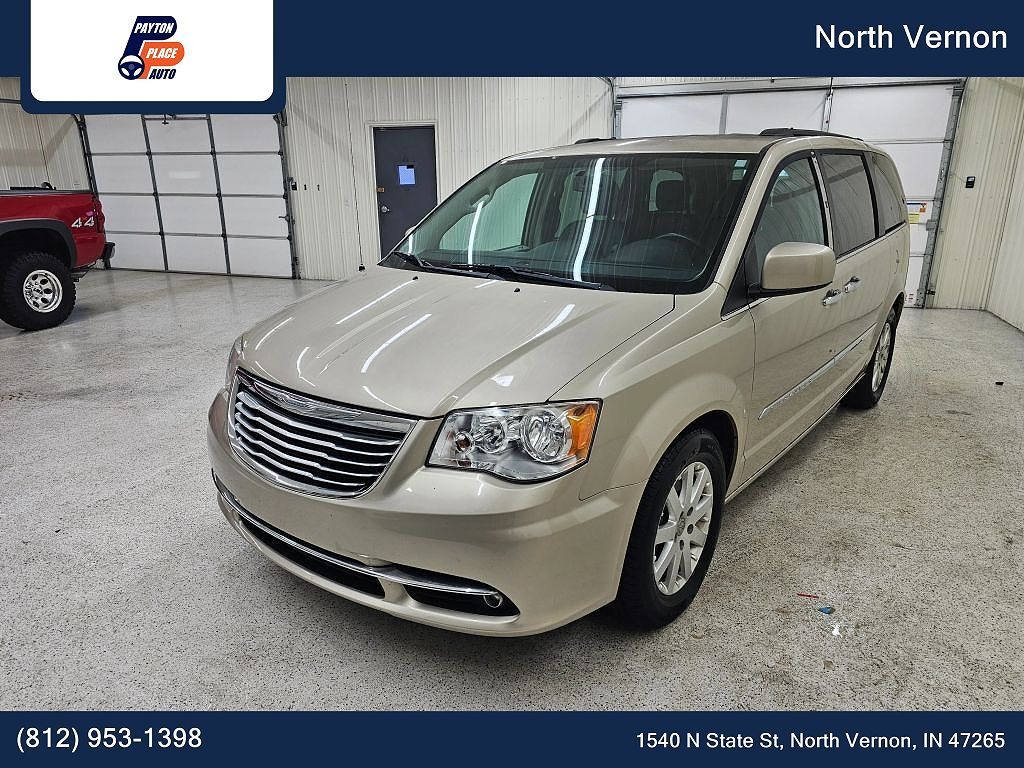 2016 CHRYSLER Town and Country