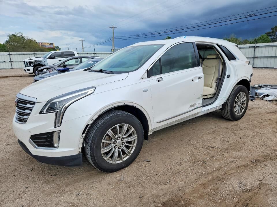 2017 CADILLAC XT5
