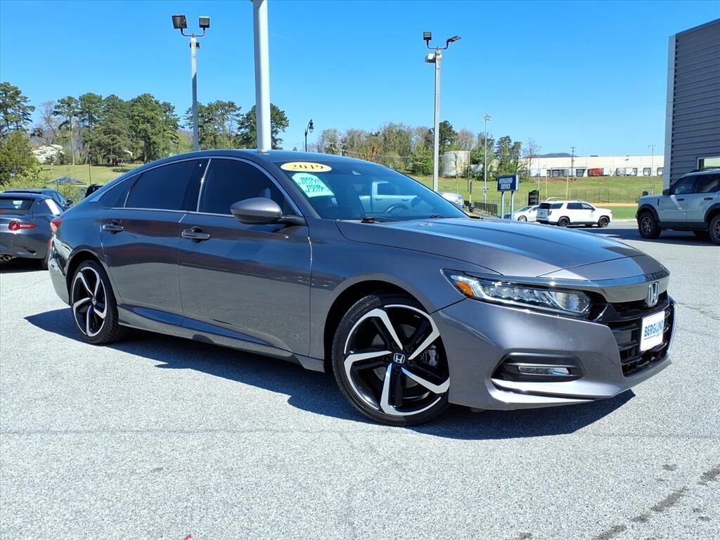 2019 HONDA Accord