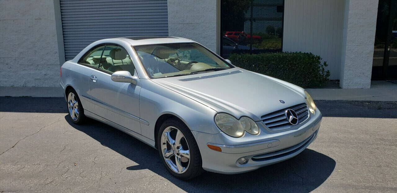 2005 MERCEDES-BENZ CLK-Class