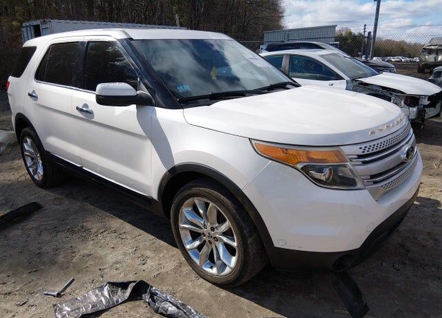 2011 FORD Explorer