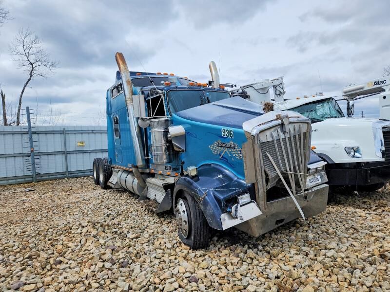 2000 KENWORTH W900