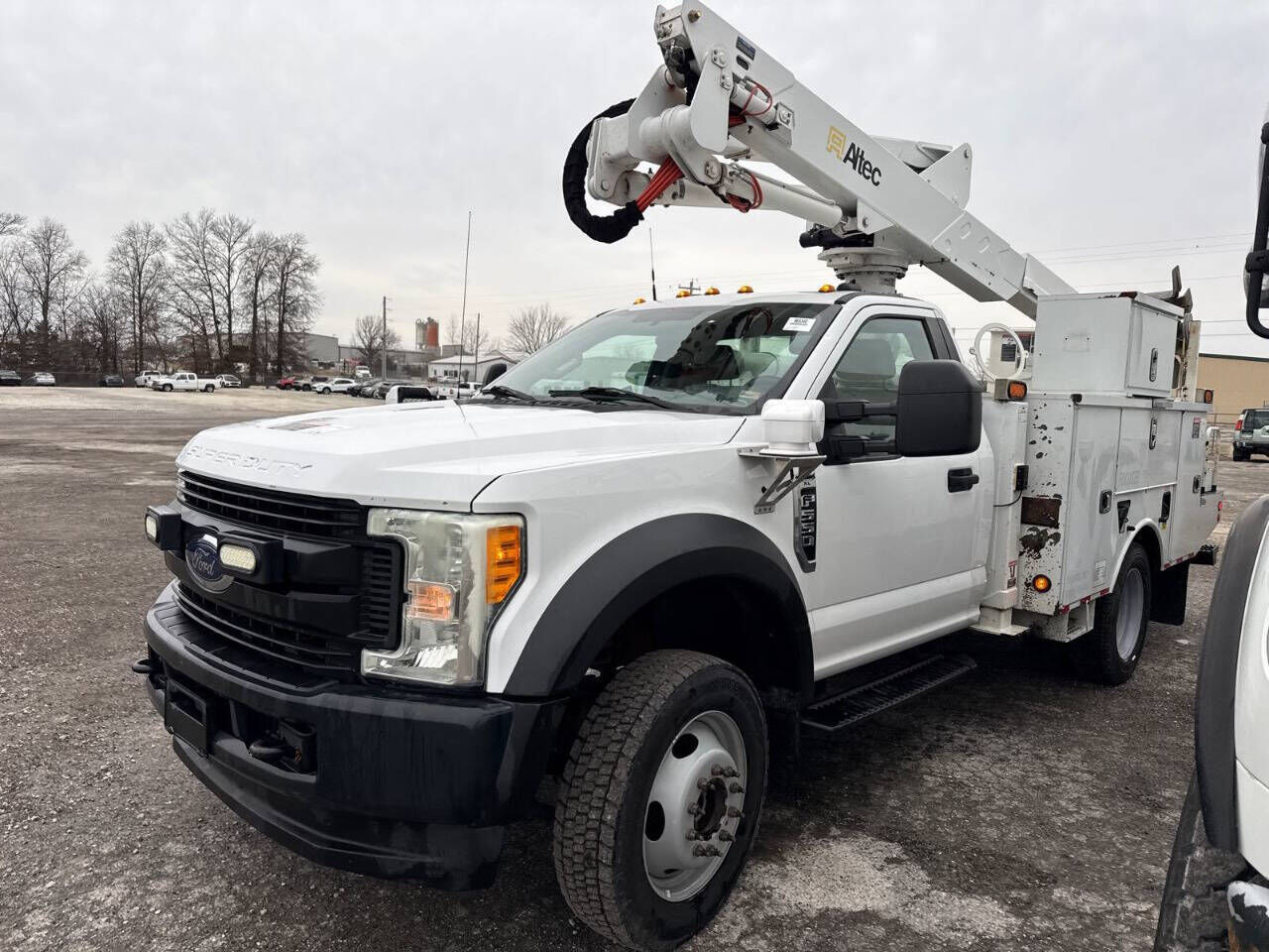 2017 FORD F-550