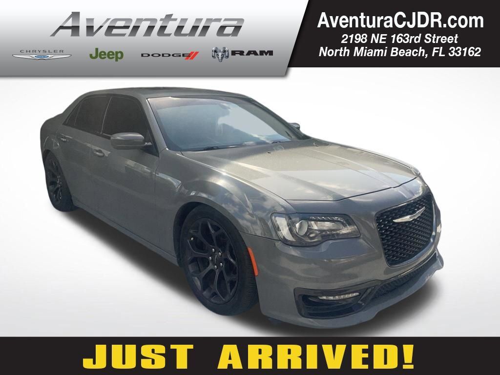 2019 CHRYSLER 300