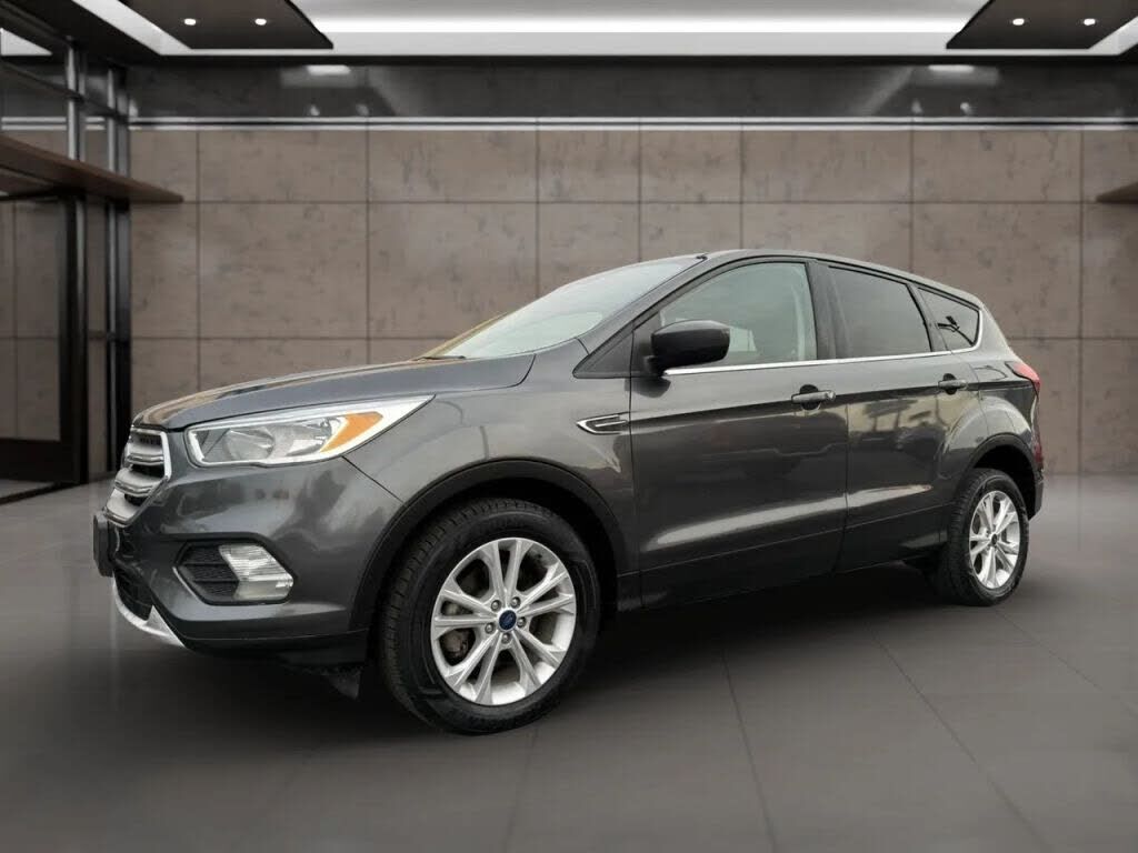 2019 FORD Escape