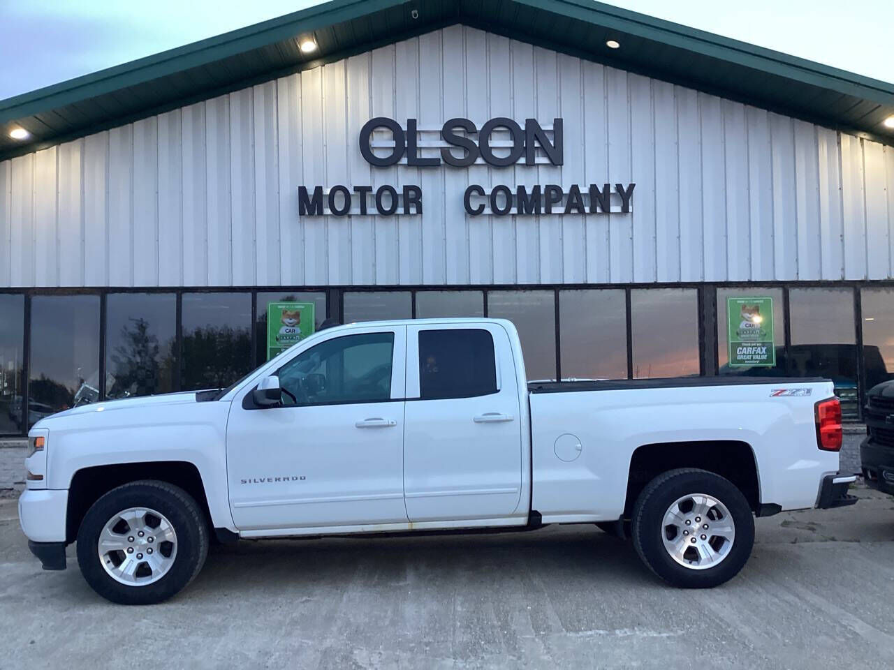 2017 CHEVROLET Silverado