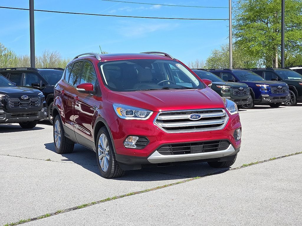 2017 FORD Escape