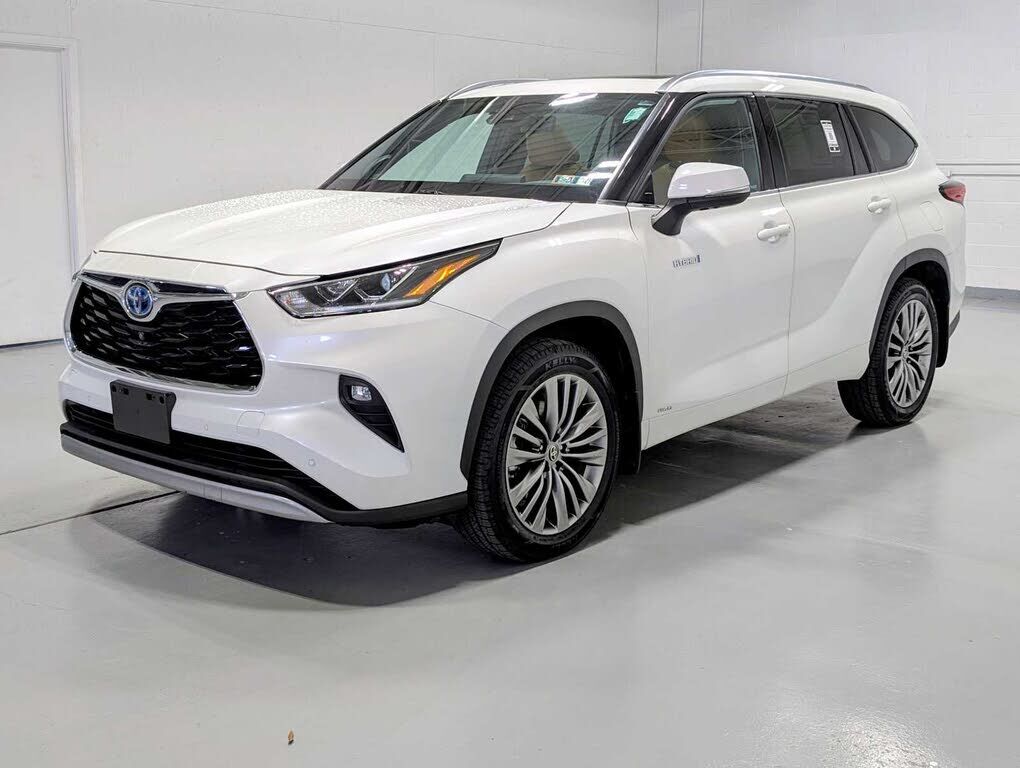2021 TOYOTA Highlander