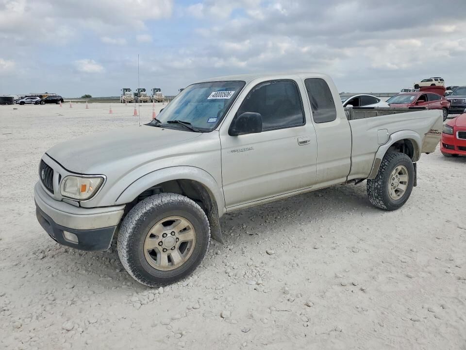 2003 TOYOTA Tacoma