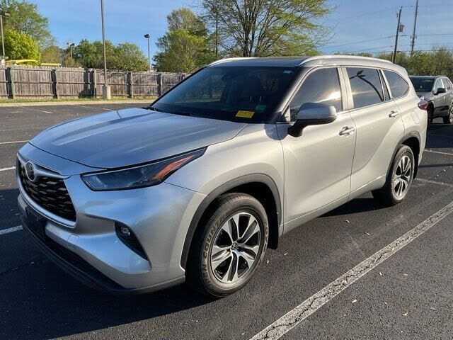 2024 TOYOTA Highlander