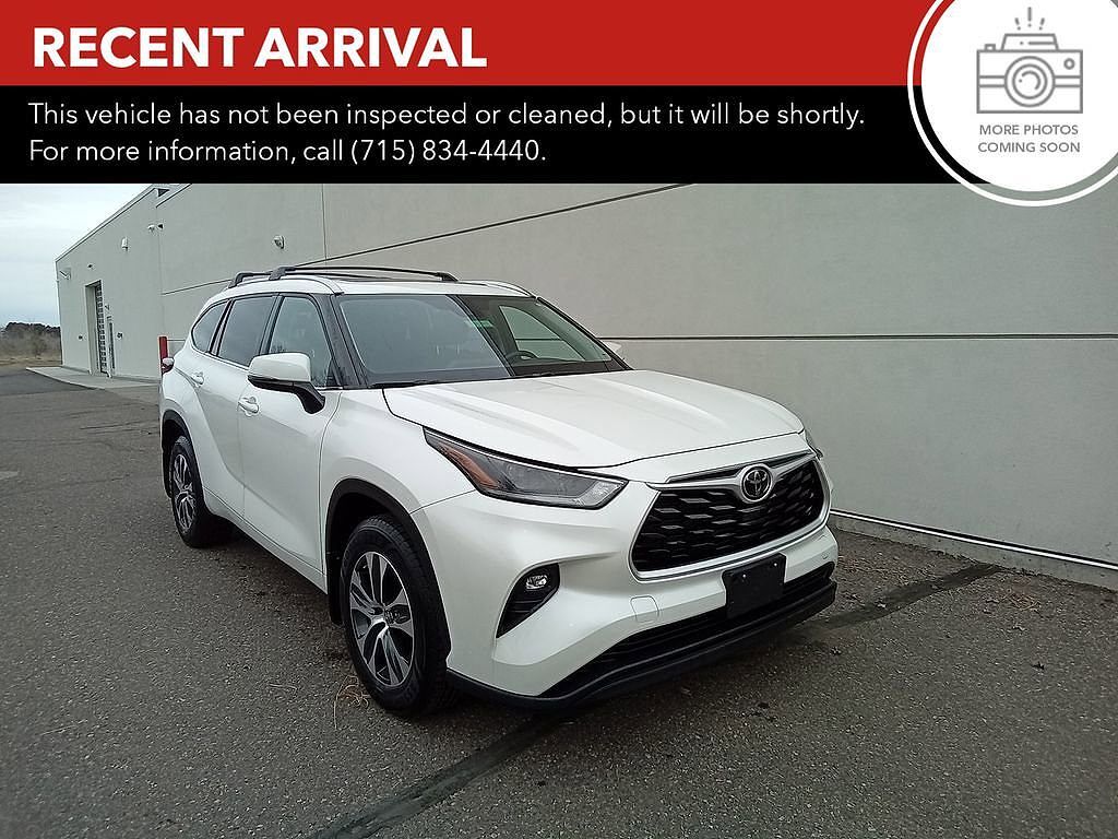 2021 TOYOTA Highlander