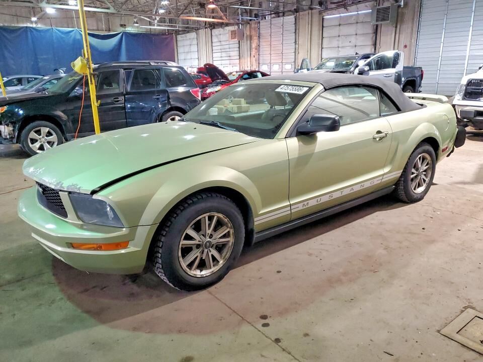 2005 FORD Mustang