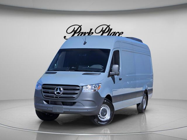 2026 MERCEDES-BENZ Sprinter
