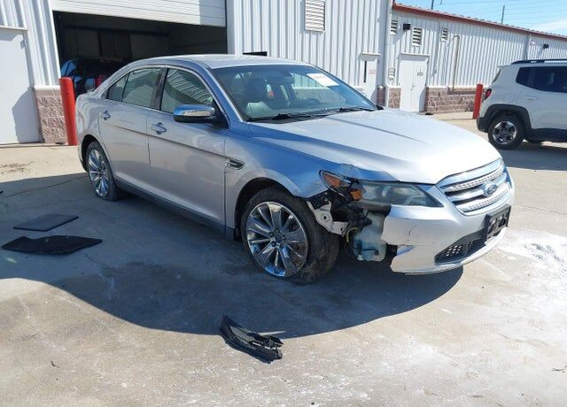 2011 FORD Taurus