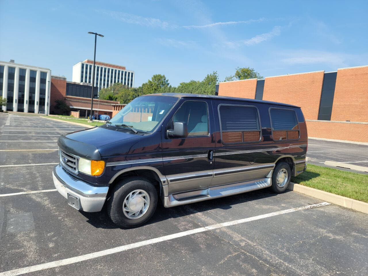 2003 FORD E-150