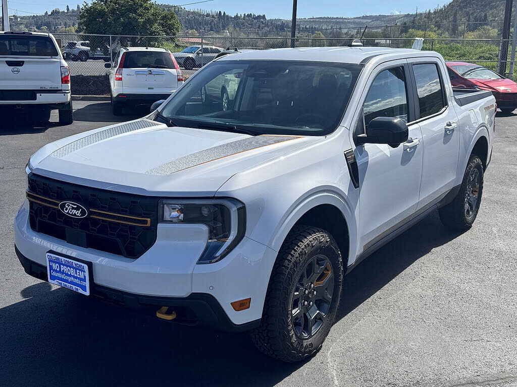 2025 FORD Maverick
