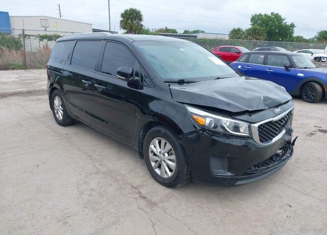 2017 KIA Sedona