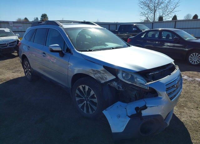 2016 SUBARU Outback