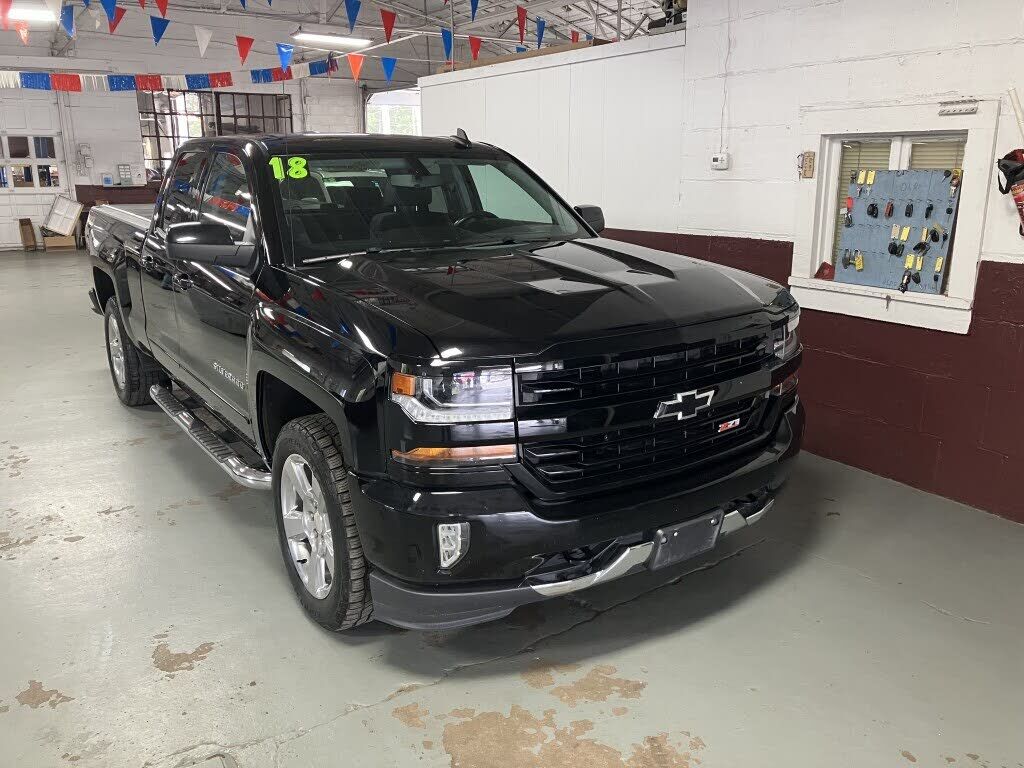 2018 CHEVROLET Silverado