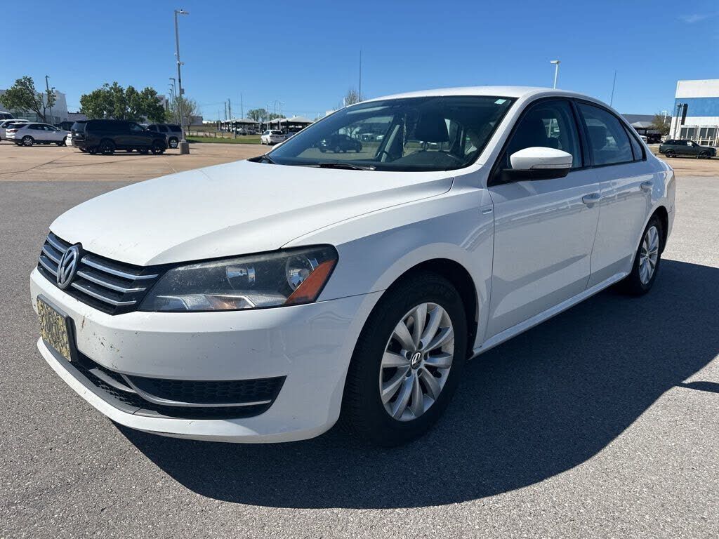 2015 VOLKSWAGEN Passat