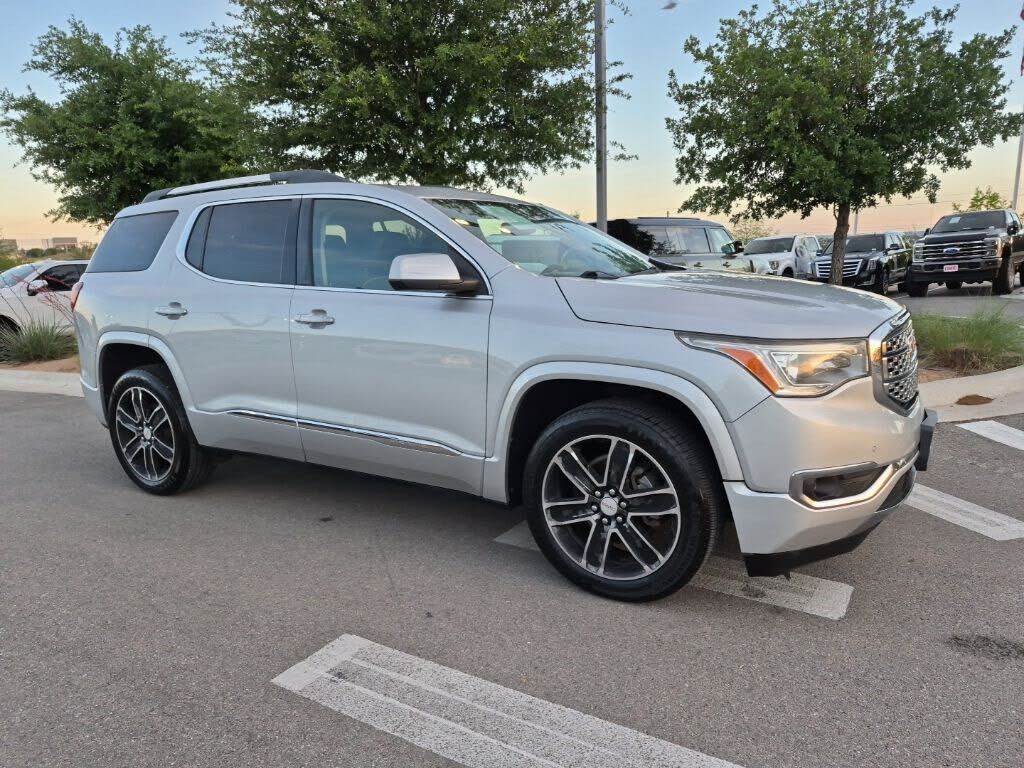 2017 GMC Acadia
