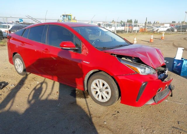 2019 TOYOTA PRIUS