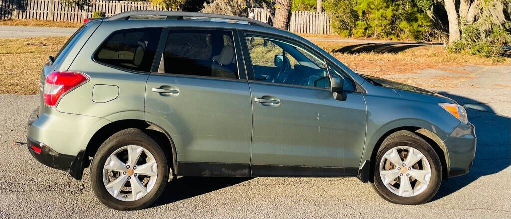 2014 SUBARU Forester