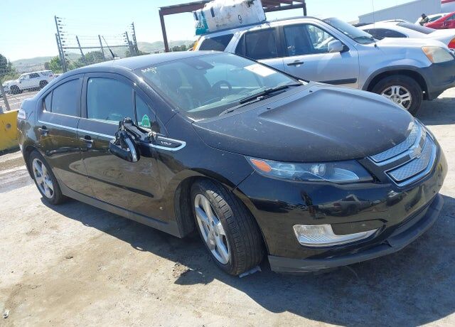 2013 CHEVROLET Volt